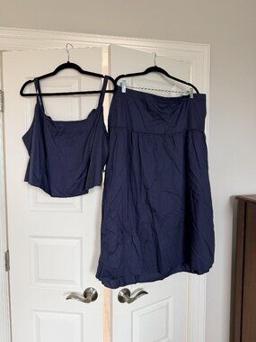 Old Navy Matching Two-Piece Crop Top Skirt Set Women's 2X Navy NWT